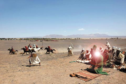 صحنه شهادت حضرت عباس در مختارنامه صحنه شهادت حضرت عباس در مختارنامه