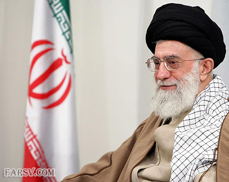 مقام معظم رهبری در لباس بلوچی 