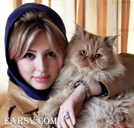 نیوشا صیغمی و گربه سلطنتی اش + عکس عکس نیوشا صیغمی و گربه اش