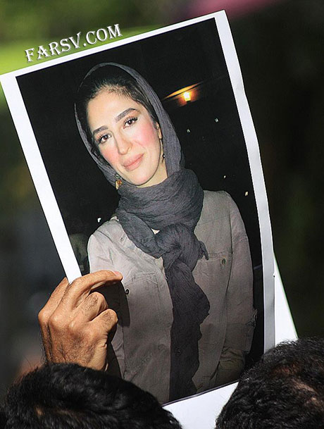 تصاویر دیدنی از حضور هنرمندان سینما در مراسم عزای عسل بدیعی تصاویر مراسم عزای عسل بدیعی با حضور هنرمندان