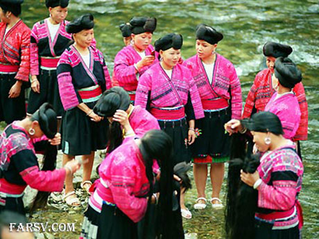 تصاویر جالب از زنان چینی با موهایی حدود دو متر! زنان چینی با موهای حدود 2 متر