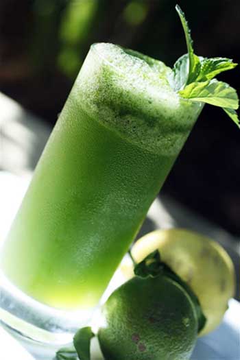 طرز تهیه شربت لیموناد نعنایی