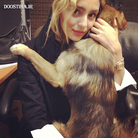 عکس هستی مهدوی فر و سگش