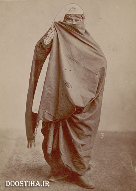 عکس های زیر خاکی از دختران ایران در دوره قاجار! زن محجبه در عصر قاجار