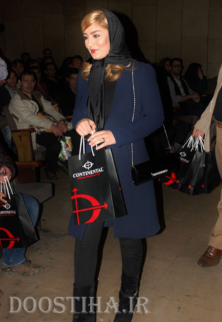 تیپ جدید سحر قریشی در افتتاحیه فیلم نازنین