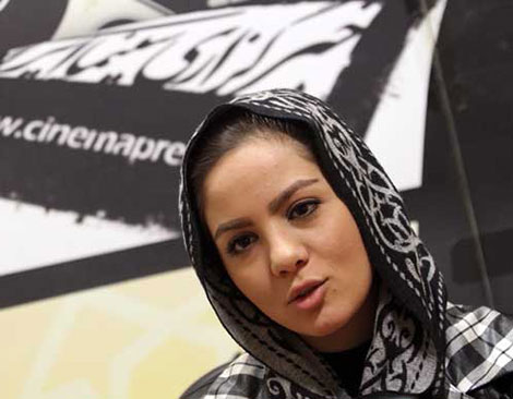 اخراج مجری زن تلویزیون پس از بکار بردن کلمه جگر